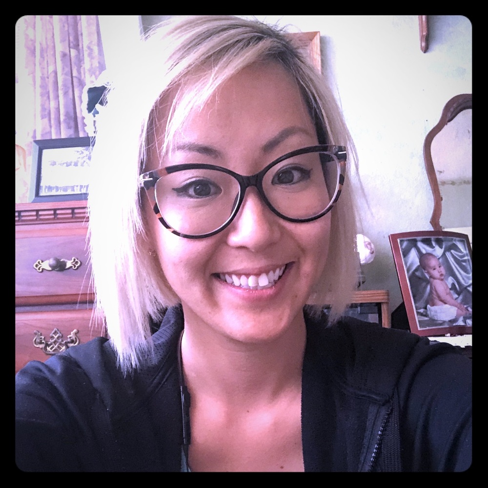 Meet your Posher, Courtney